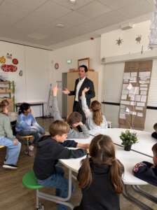 Austausch der Schüler:innen mit dem BM